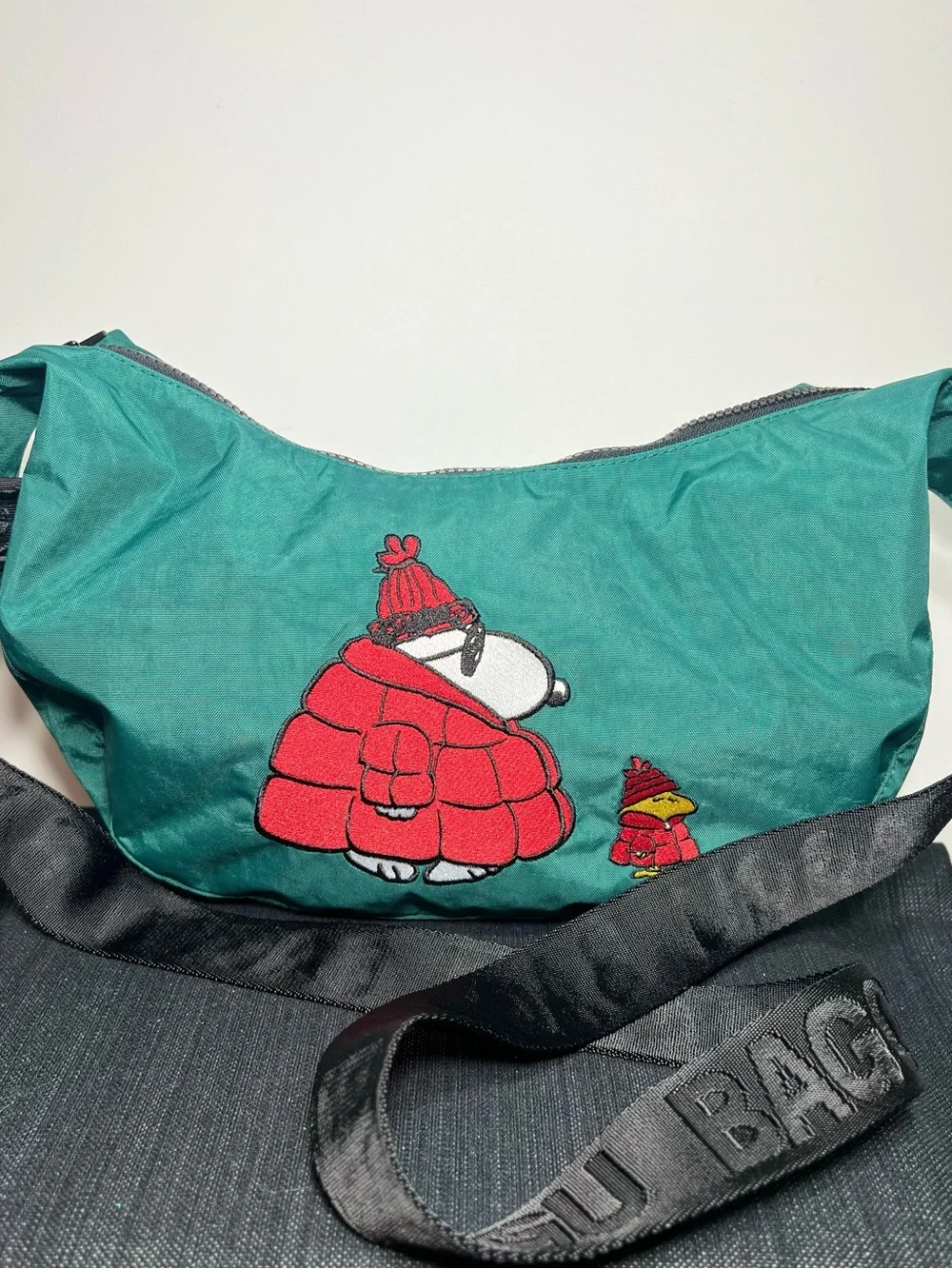 BAGGU X Peanuts Medium Crescent Bag